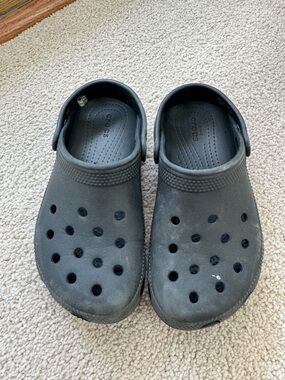 CROCS Kids Classic Clog in Black